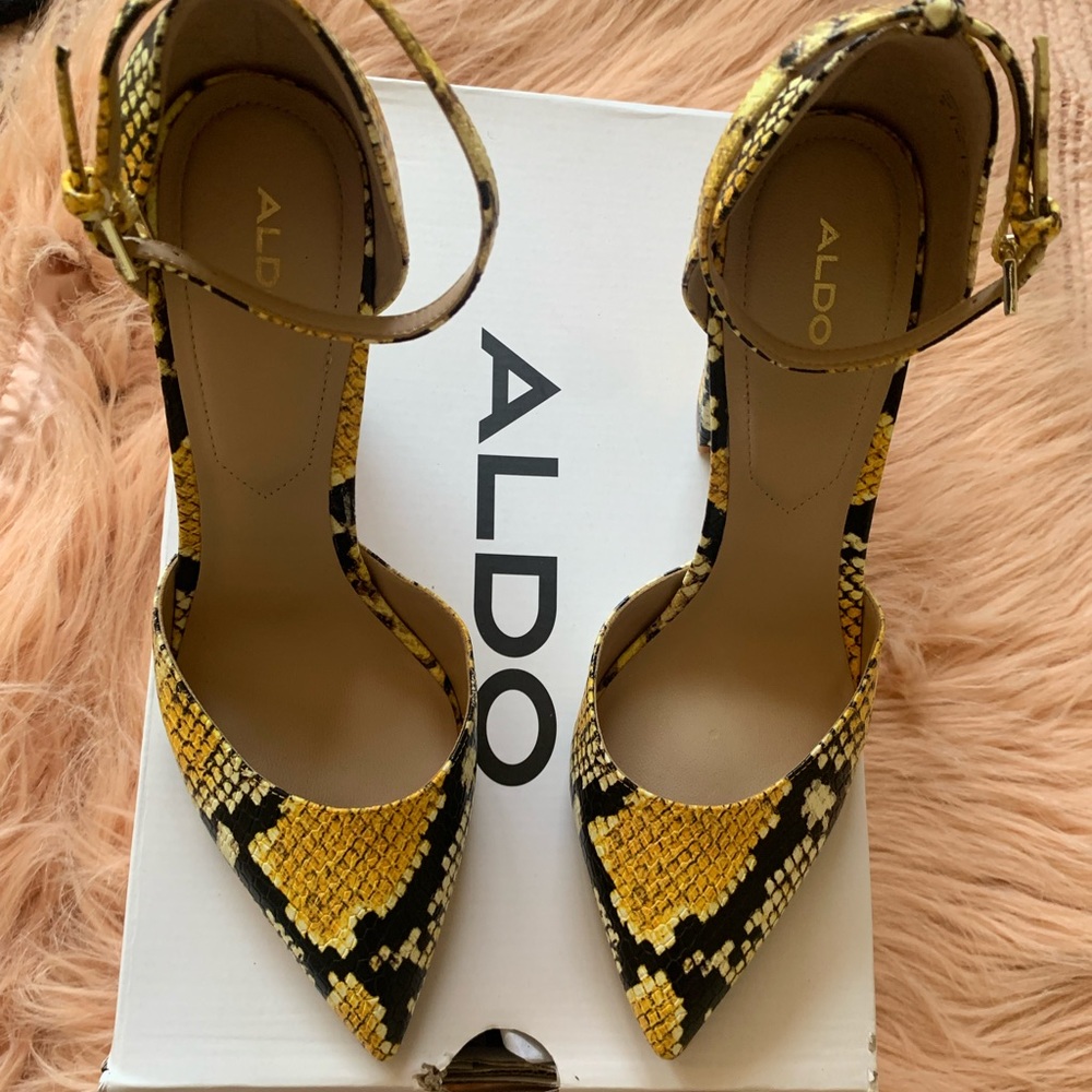 Women’s snake skin heels
